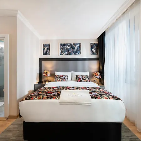 Bond İstanbul
